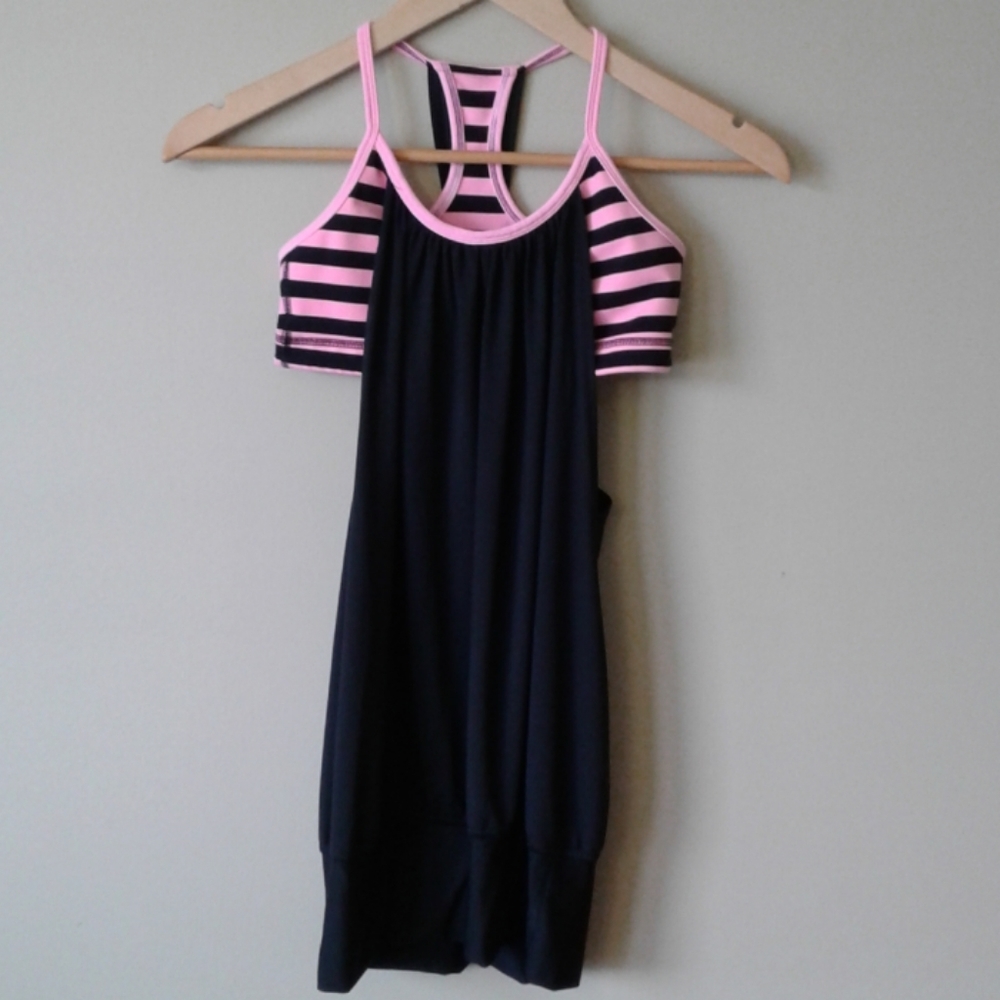 Lululemon no limits tank with sports bra.